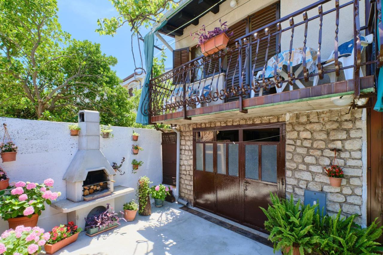 Apartman Ana Mali Losinj Luaran gambar